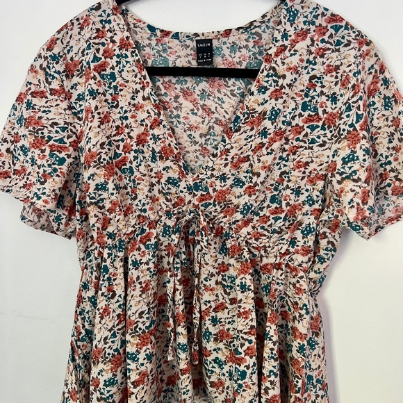 Top - Picture 8 of 8